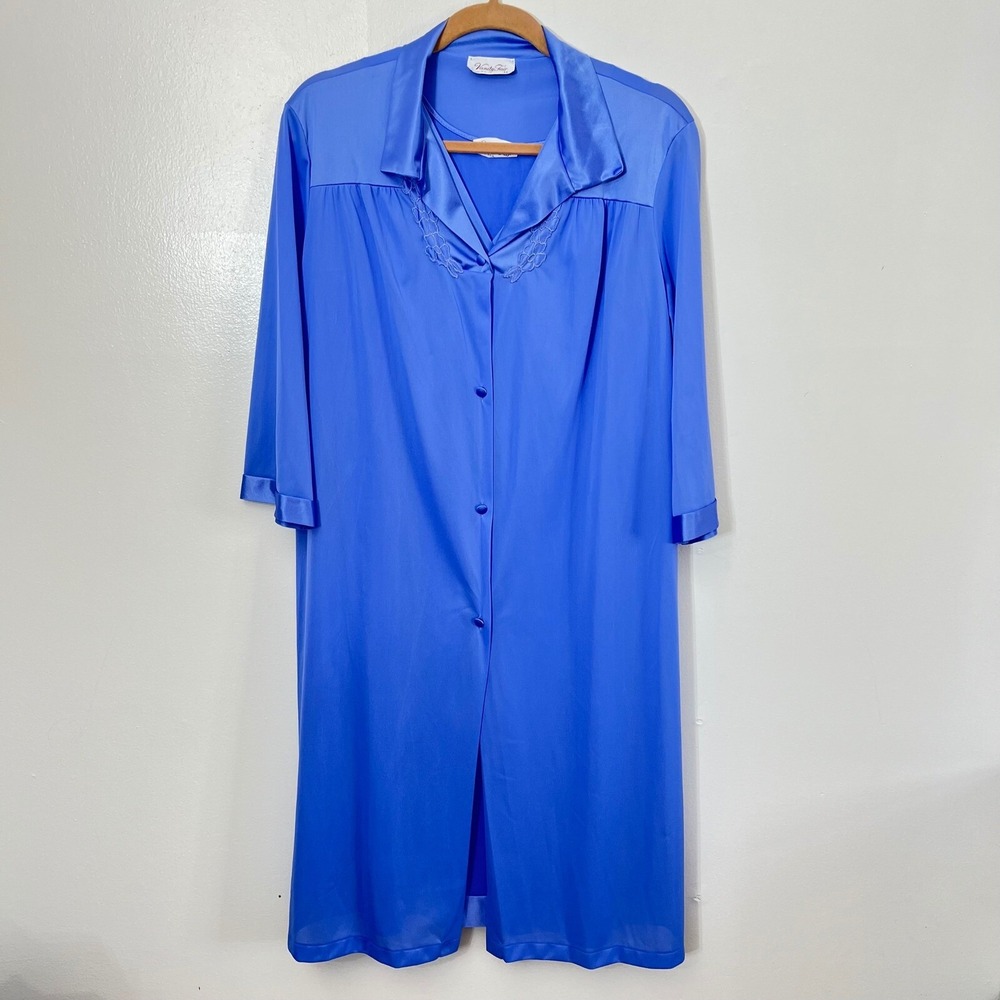 Vanity Fair navy 2 piece peignoir nylon set size med Vintage